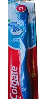 Colgate Tooth Brush Medium Triple Action PM1.00